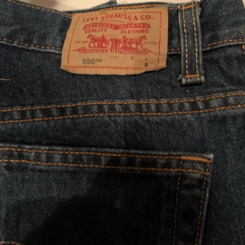 Levi’s - Picture 2 of 3